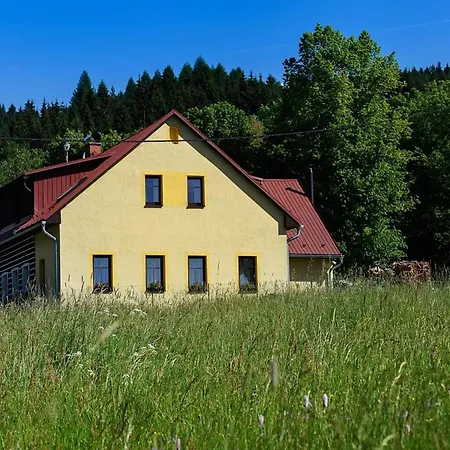 Near Prkenny Dul With Sauna Bernsdorf
